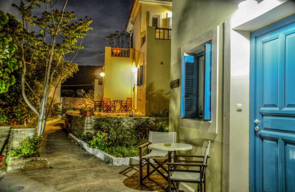 Mainades Maisonettes & Studios Menites Luaran gambar