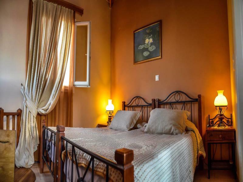 Mainades Maisonettes & Studios Menites Luaran gambar